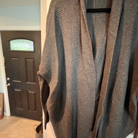 a.n.a Gray Cardigan - Large - Picture 4 of 9